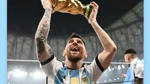 党旗辉映，“三变”改革助力，共绘幸福未来篇章