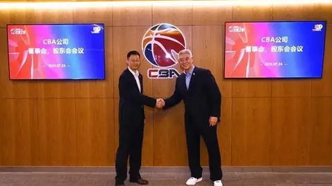 龙腾铜梁映两江，十联屏同庆龙跃辉煌！